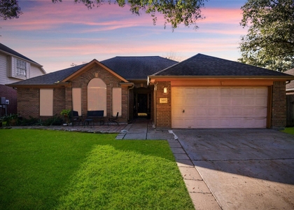 1419 Hudgens Avenue - Photo 1