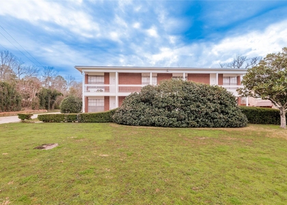 1917 20th Street - Photo 1