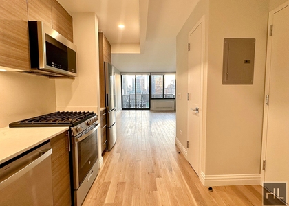 West 48 Street - Photo 1