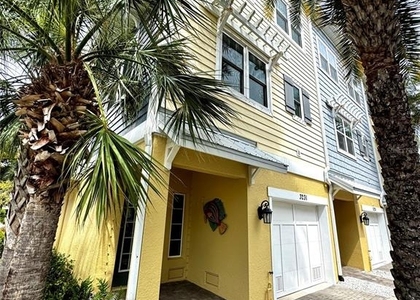 3231 Nautical Place S - Photo 1