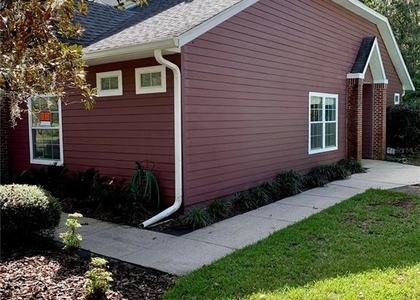 350 Nw 50 Boulevard - Photo 1