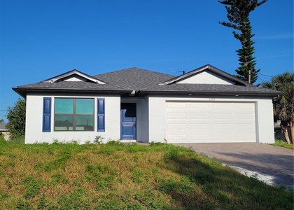 6305 Shaw Street - Photo 1