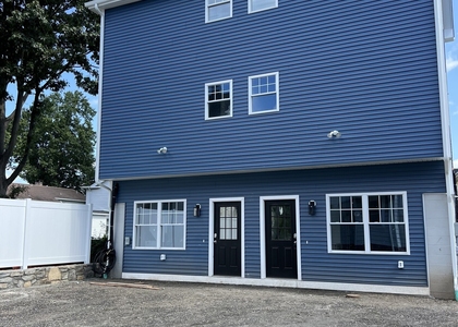 27 Pearl Street - Photo 1