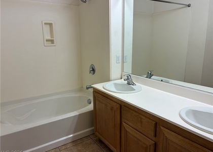 43 E Agate Avenue - Photo 1