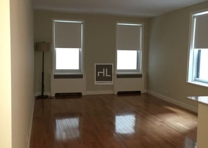 West 18th Street - Photo 1