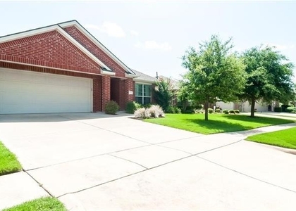 913 Buffalo Creek Drive - Photo 1