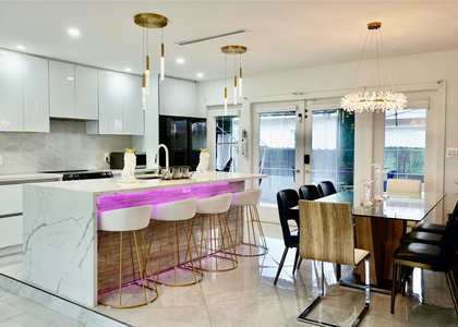 1100 Buchanan Street - Photo 1