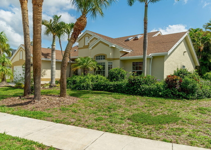 1070 Sweet Briar Place - Photo 1