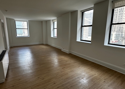 West 34th Street - Photo 1