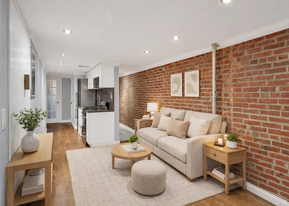  East 7th Street - Photo 1
