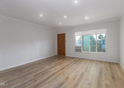 1736 Normandie Avenue - Photo 1