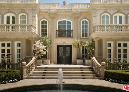 628 N Rodeo Drive - Photo 1