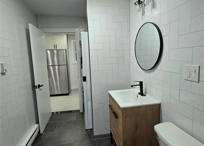 132 Roosevelt Avenue - Photo 1