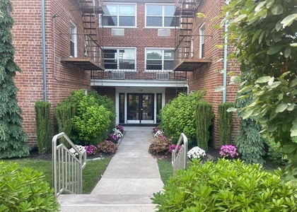 111 S Centre Avenue - Photo 1