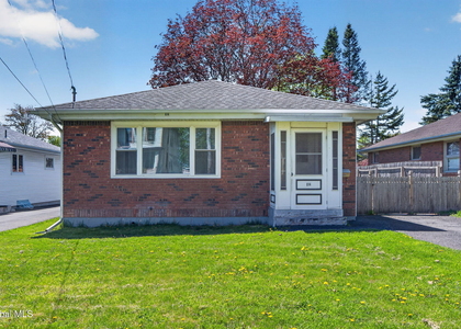 614 Park Avenue - Photo 1