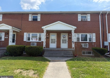 2256 Roosevelt Boulevard - Photo 1