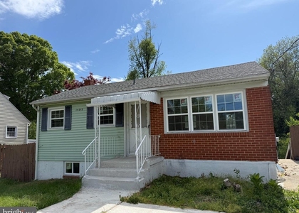 14212 Fisher Avenue - Photo 1