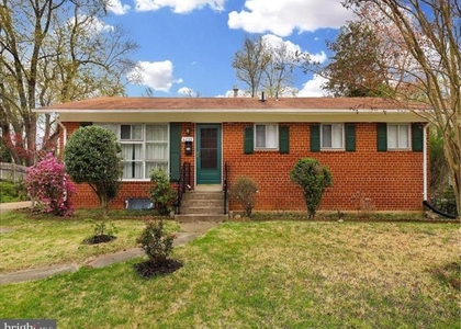 6239 Bren Mar Drive - Photo 1