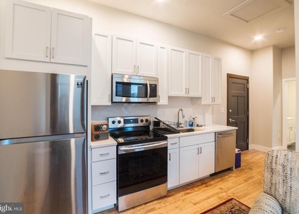 1300 S 19th Street - Photo 1