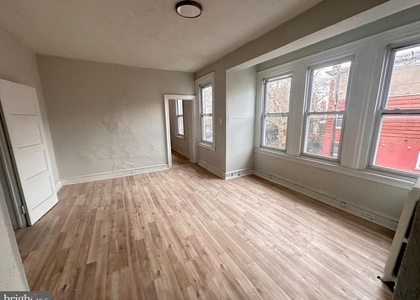 4950 Walnut Street - Photo 1