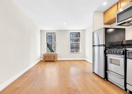Christopher street - Photo 1