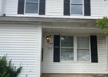 9 Marcia Court - Photo 1