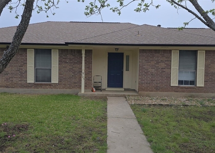 125 Kelly Ln - Photo 1