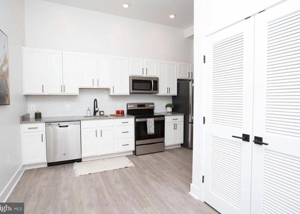 1742 Fleet Street - Photo 1