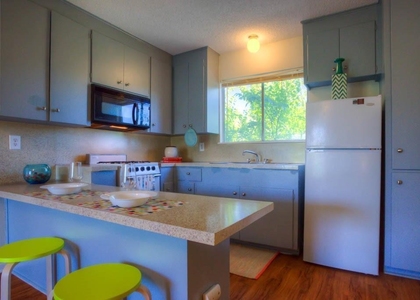 302 E 34th St - Photo 1