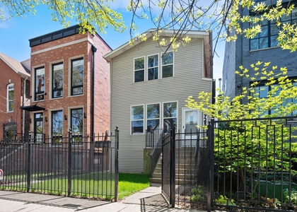 1923 W Erie Street - Photo 1