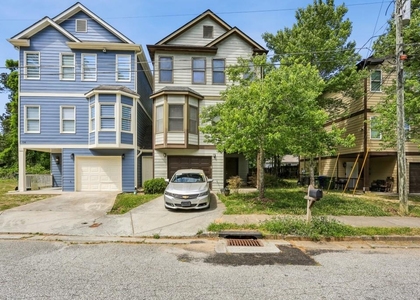 740 Prince Place - Photo 1