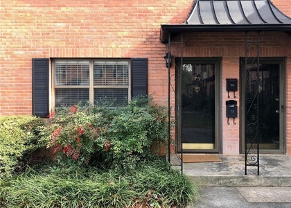 75 Roswell Court Ne - Photo 1
