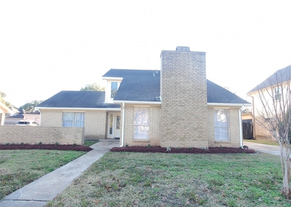 2810 Arrowhead Drive - Photo 1