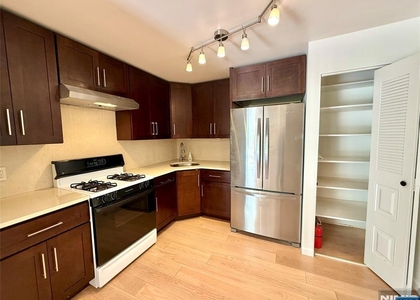 901 Tuliptree - Photo 1