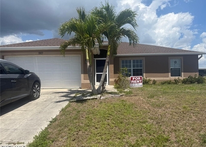 1917 Nw 12th Avenue - Photo 1