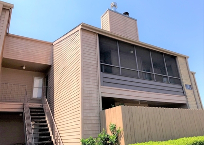 10555 Turtlewood Court - Photo 1