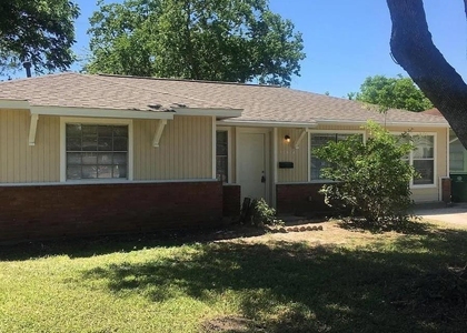 10614 Edgar Street - Photo 1