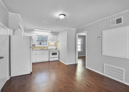 1511 Broadmoor Drive - Photo 1