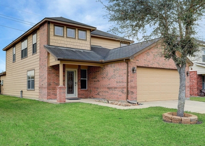 223 Sunset Colony Drive - Photo 1