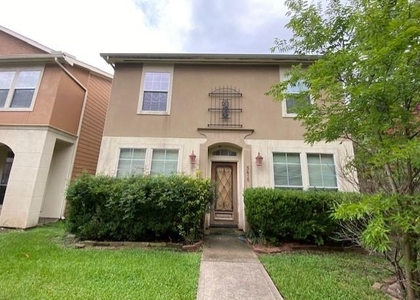 3415 Clearview Circle - Photo 1
