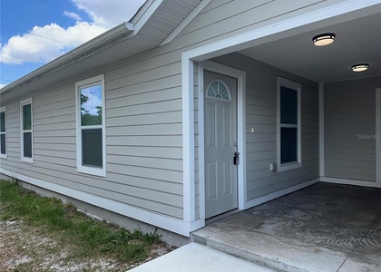 3735 39th Avenue N - Photo 1