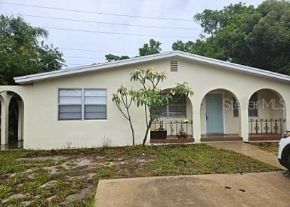 612 Dogwood Court - Photo 1