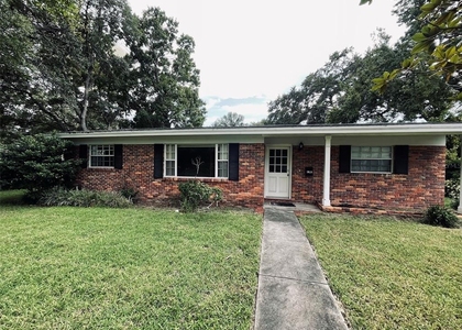 1039 S Frankland Road - Photo 1