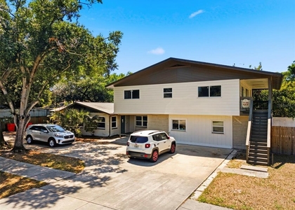 5136 68th Street N - Photo 1