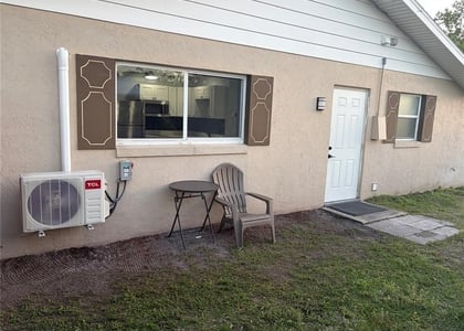 500 Montana Avenue - Photo 1