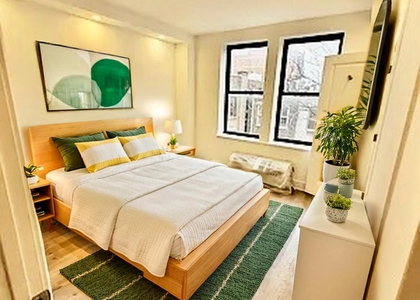 45 West 81st Street - Photo 1