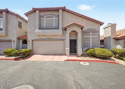 2316 Ramsgate Drive - Photo 1