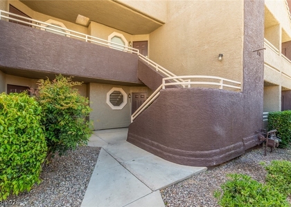5072 Rainbow Boulevard - Photo 1