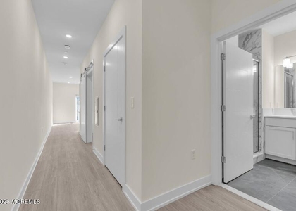 19 Carr Avenue - Photo 1