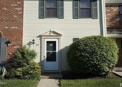 254 Bromley Place - Photo 1